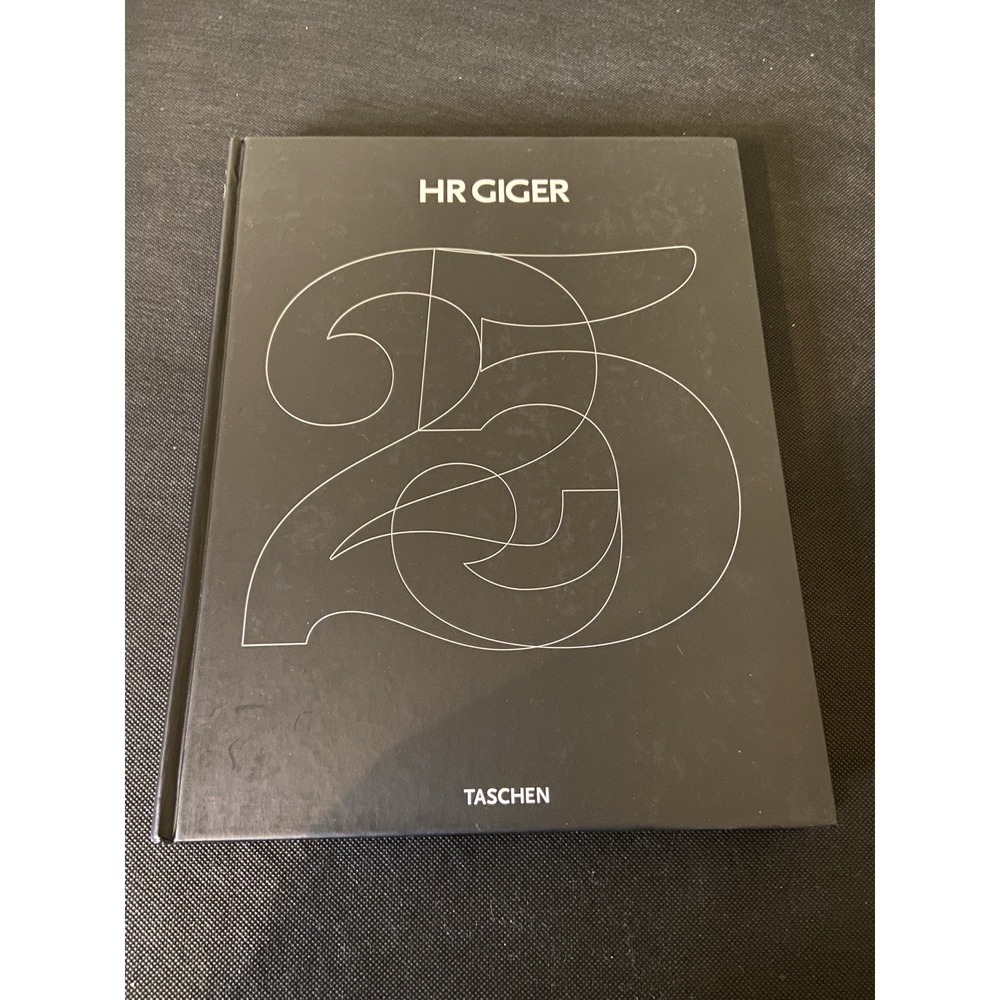 HR GIGER